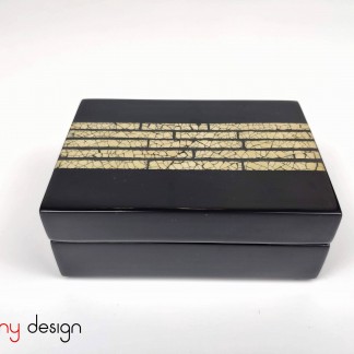 Black name card box with eggshells